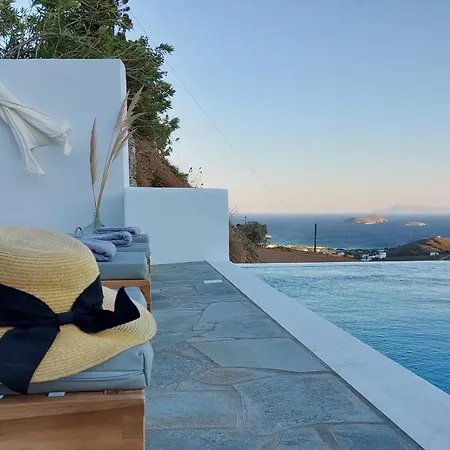 Villa Tou Mikrou Voria *