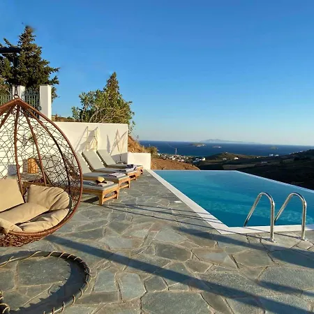 Vila Tou Mikrou Voria Áyios Pétros