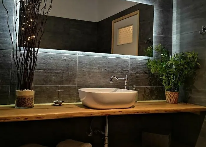 Tou Mikrou Voria Áyios Pétros